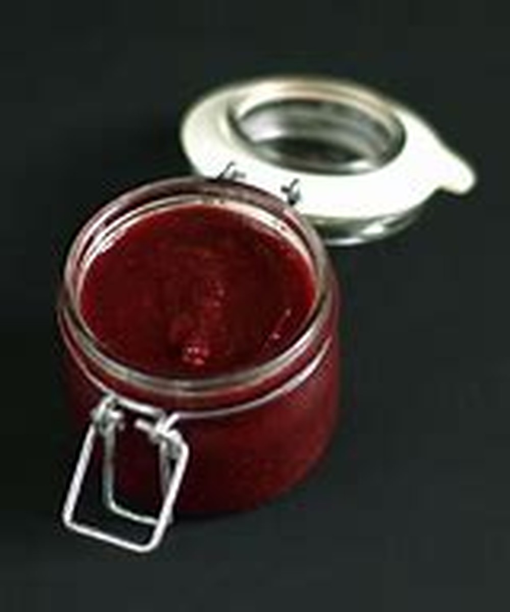 Strawberry Rhubarb Hot Sauce